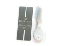 SP143261 Guide blocker for cleaning braids.